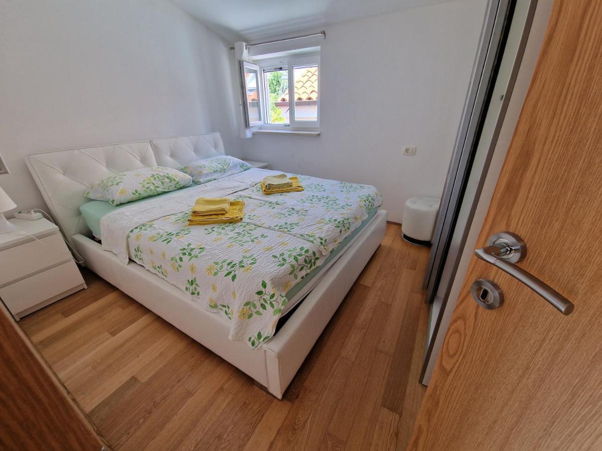 Villa Beautiful house Lanna à Izola Extérieur photo